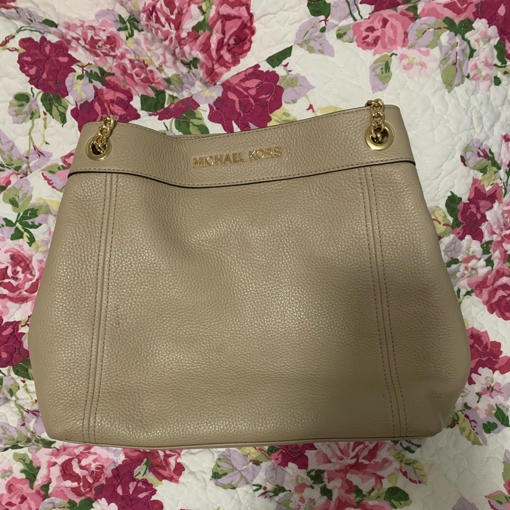 MIchael Kors Large Chain Shoulder